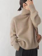 Solvina - Classic Turtleneck Sweater